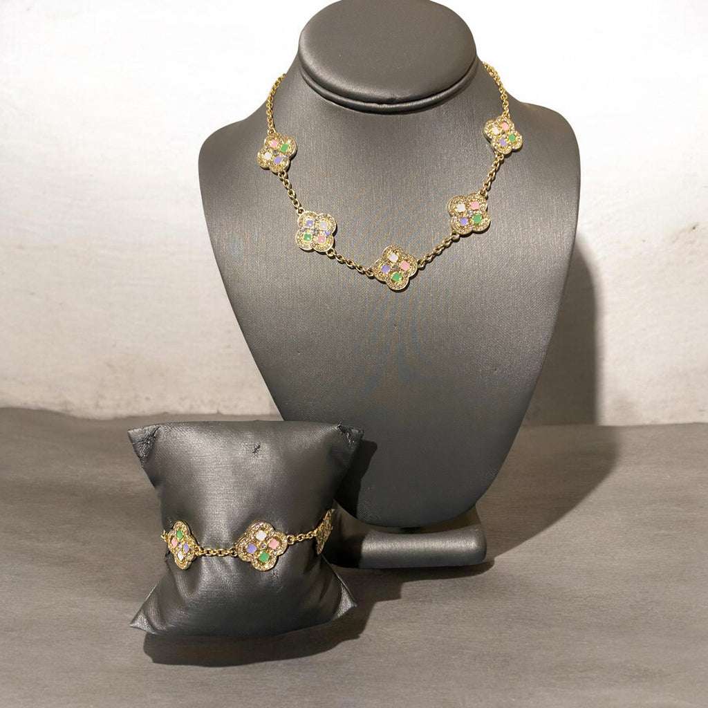 Colorful Encrusted Quatrefoil
Motif Chain Necklace & Bracelet Set